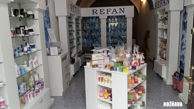 REFAN opened two new franchise stores in Slovakia