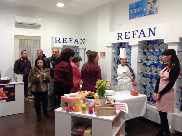 Refan abre una franquicia en Bordighera Italia